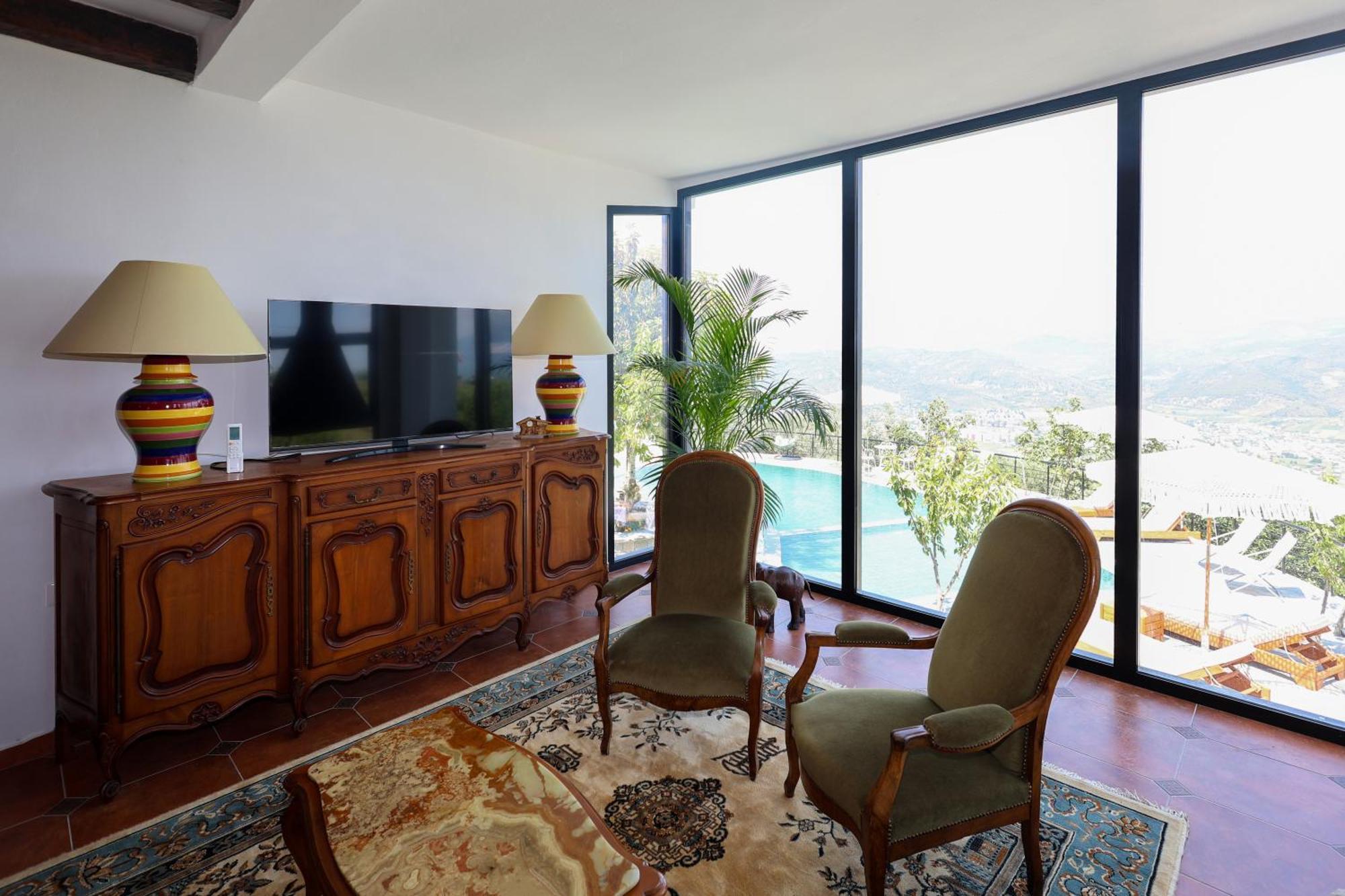 Sunrise House - Swimming Pool Villa Berat Exterior photo